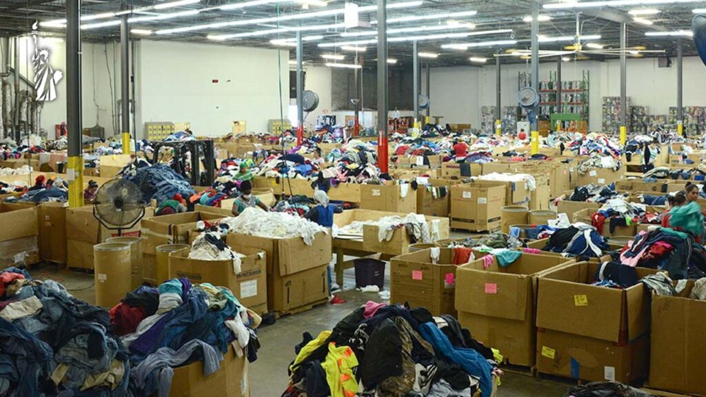 Moves Used Clothing from Warehouse to Worldwide Markets